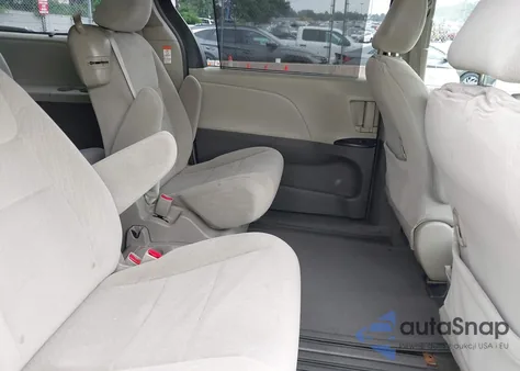 2015 Toyota Sienna Le 8 Passenger from USA, damaged, VIN 5TDKK3DC7FS678405